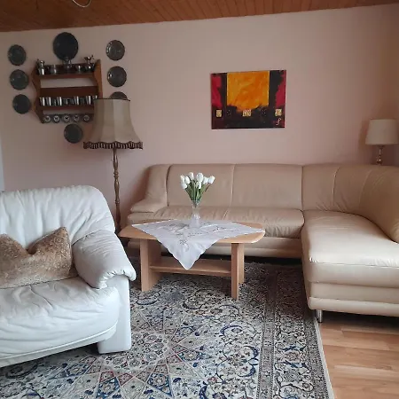 아파트 Trollenhof Wellendingen